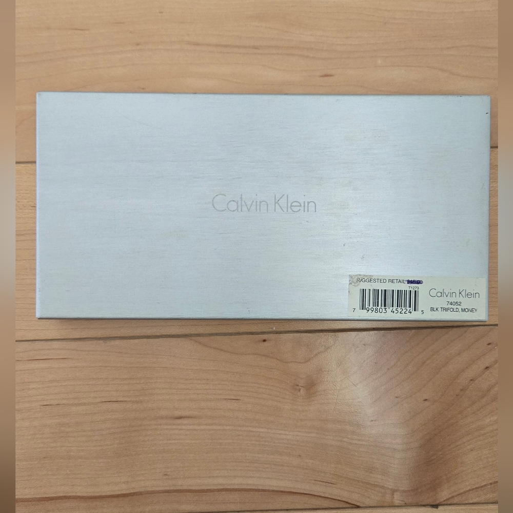 Calvin Klein Men's desk valet - Picture 2 of 3